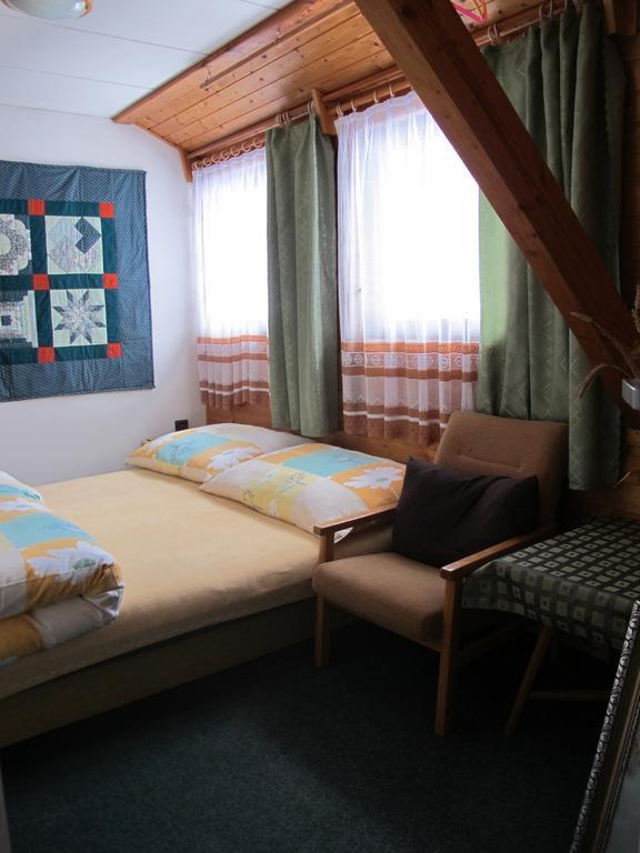Guest House U Lakomce Desná Екстериор снимка